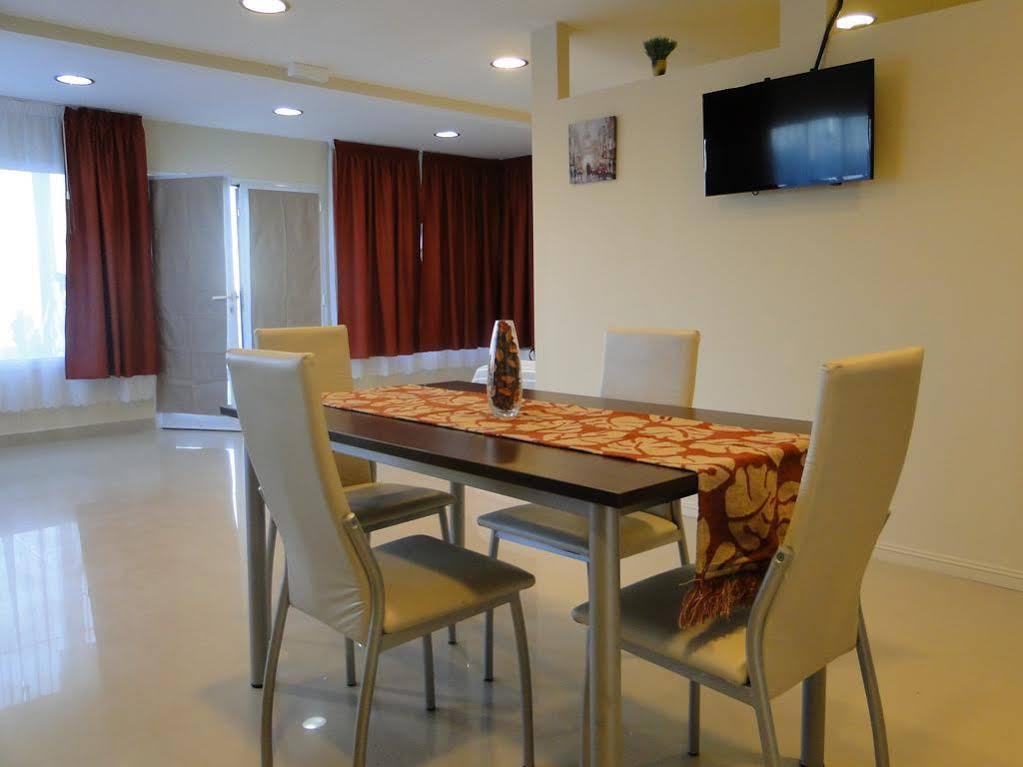 Altos Del Lago Departamentos 엘 칼라파테 외부 사진