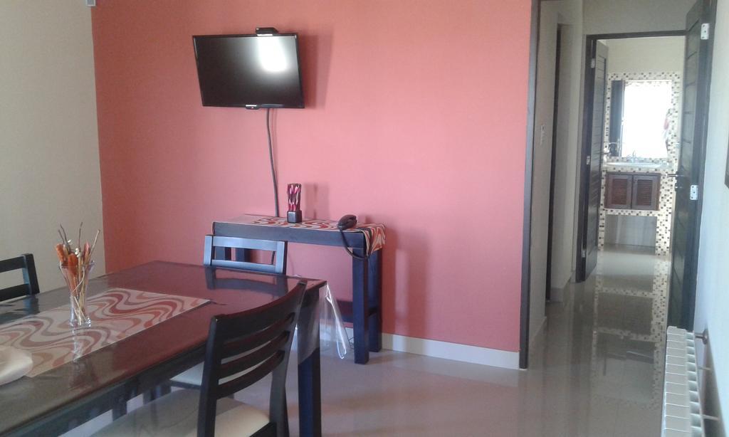 Altos Del Lago Departamentos 엘 칼라파테 외부 사진