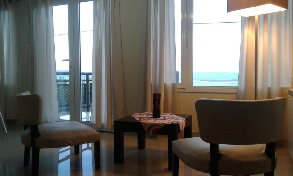 Altos Del Lago Departamentos 엘 칼라파테 외부 사진