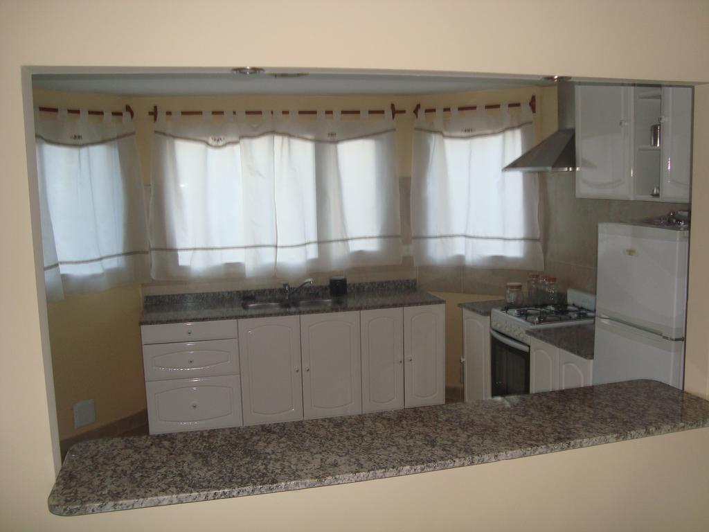 Altos Del Lago Departamentos 엘 칼라파테 객실 사진