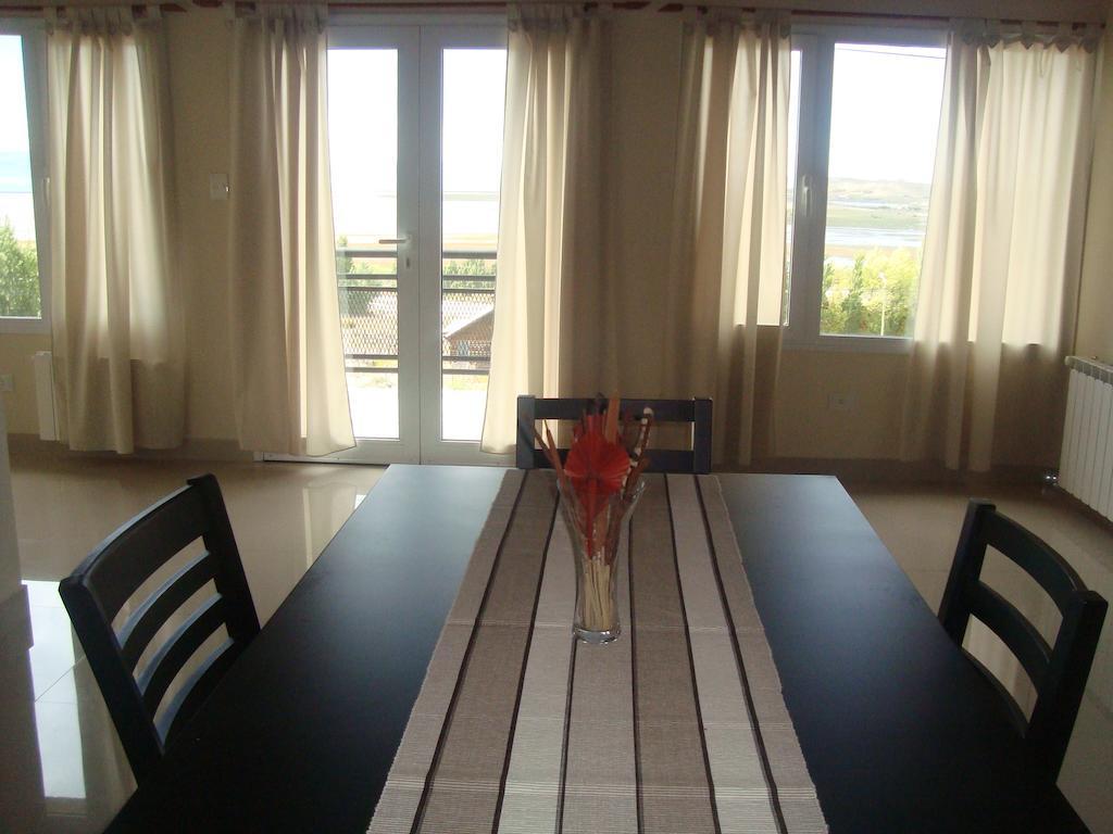 Altos Del Lago Departamentos 엘 칼라파테 객실 사진